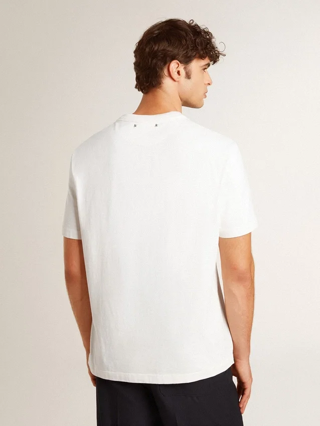 Herren-T-Shirt aus Baumwolle in Worn-White-Optik mit schwarzer Beschriftung