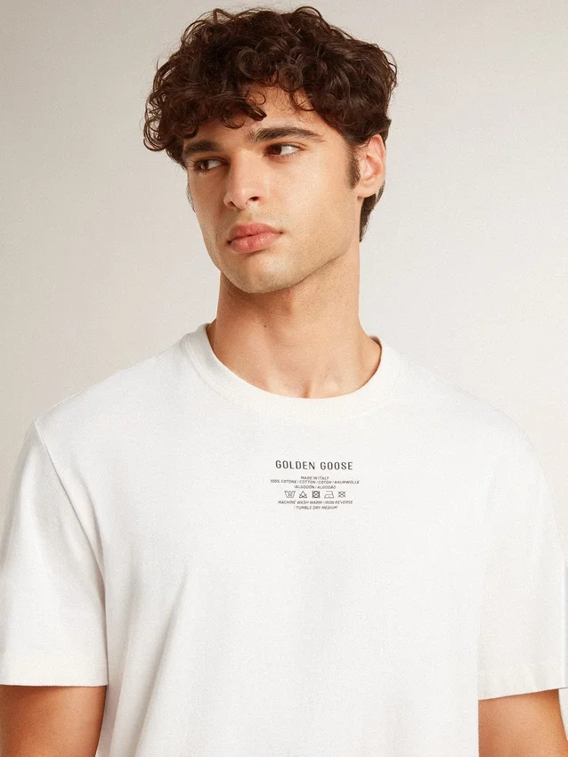 Herren-T-Shirt aus Baumwolle in Worn-White-Optik mit schwarzer Beschriftung