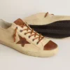Herren-V-Star aus cremefarbenem Canvas mit tabakfarbenem Lederstern
