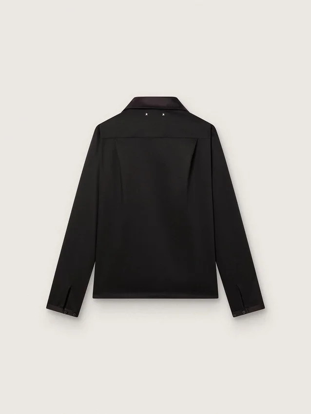 Herrenhemd aus schwarzem Wolltwill mit schwarzen Satin-Details