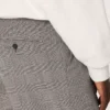 Herrenhose in Slim-Fit-Passform mit grauem Prince-of-Wales-Karomuster
