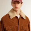 Herrenjacke aus tabakfarbenem Spaltleder mit Lammfellkragen