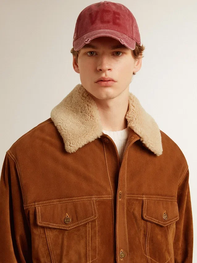 Herrenjacke aus tabakfarbenem Spaltleder mit Lammfellkragen