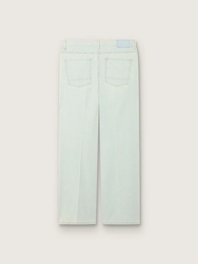 Herrenjeans aus hellblauem Denim