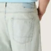Herrenjeans aus hellblauem Denim