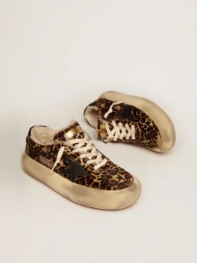 Herrenmodell «Space-Star» aus Ponyleder mit Animal-Print und Lammfellfutter