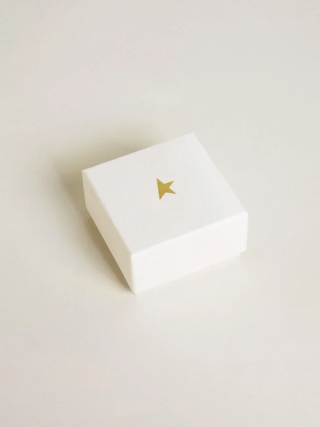 Buchstabe-X-Anhänger aus goldfarbenem Messing mit Kristallen