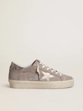 Hi Star-Sneaker für Damen aus beigem Wildleder mit laminiertem Lederstern und glitzernder Fersenlasche