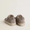 Hi Star-Sneaker für Damen aus beigem Wildleder mit laminiertem Lederstern und glitzernder Fersenlasche