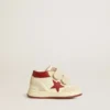 June Junior aus Nappa und Wildleder mit rotem Lederstern und Fersenlasche