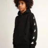Jungen-Kapuzen-Sweatshirt in Schwarz mit kontrastierenden weissen Sternen