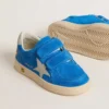 Junior Ball Star aus hellblauem Wildleder mit grauem Nubuk-Stern und Fersenlasche