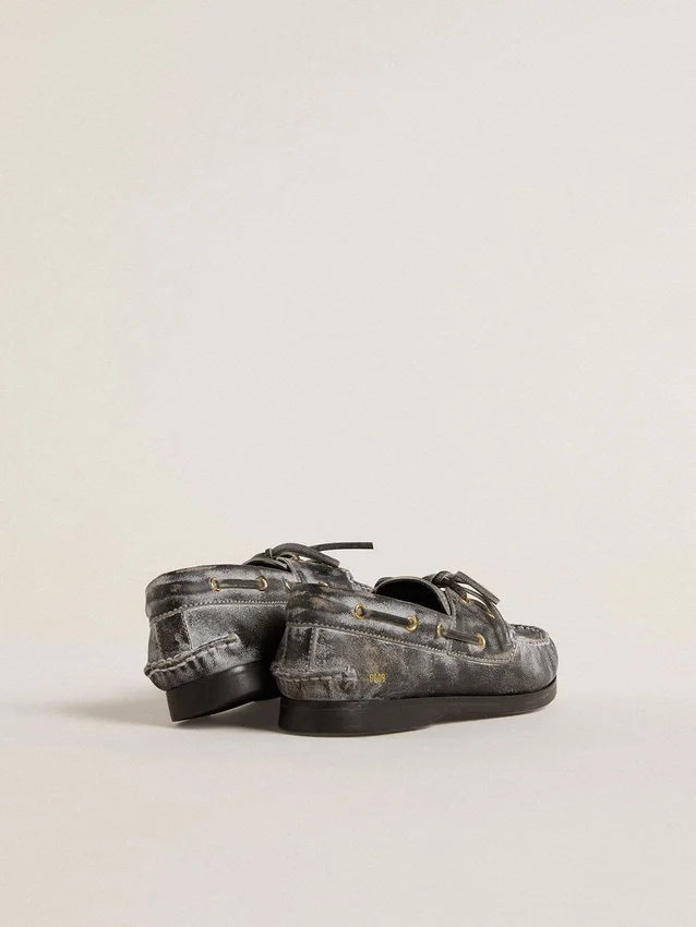 Junior-Cruise-Loafer aus schwarzem Leder im Distressed-Look