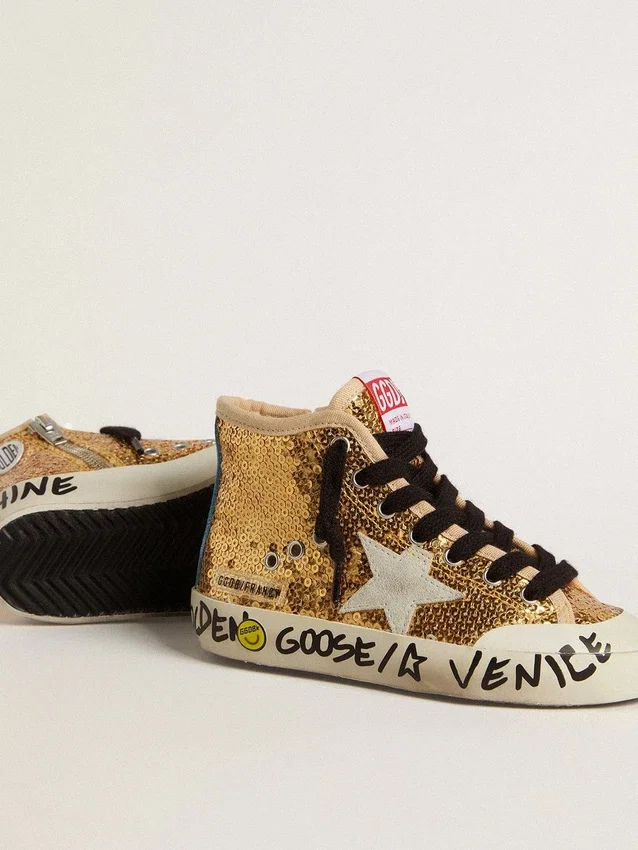 Junior Francy Penstar mit goldenen Pailletten und eisgrauem Wildlederstern