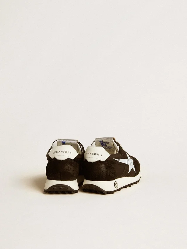 Junior-Marathon aus schwarzem Nylon mit aufgedrucktem Stern und Fersenlasche aus Leder