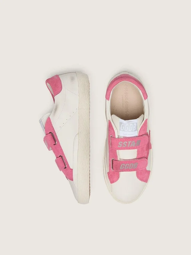 «Young Old School» aus cremefarbenem Leder mit rosa Stern und Einsätzen aus Wildleder