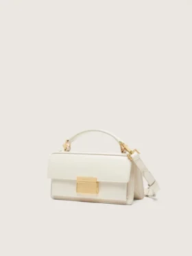 Kleine Venezia-Tasche aus butterfarbenem, geripptem Leder mit goldenen Details
