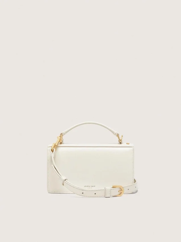 Kleine Venezia-Tasche aus butterfarbenem, geripptem Leder mit goldenen Details