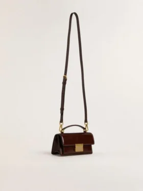 Kleine Venezia-Tasche aus dunkelbraunem, laminiertem Leder mit goldenen Details
