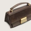 Kleine Venezia-Tasche aus dunkelbraunem Leder mit goldener Schnalle