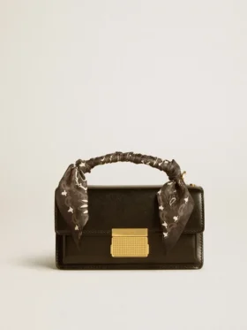 Kleine Venezia-Tasche aus schwarzem, genarbtem Leder mit Seidenschal
