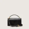 Kleine Venezia-Tasche aus schwarzem Leder im Used-Look mit goldenen Details