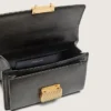 Kleine Venezia-Tasche aus schwarzem Leder im Used-Look mit goldenen Details