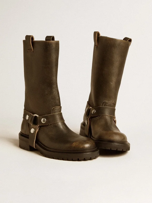 Kurt-Stiefel aus schwarzem Leder mit silberner Schnalle