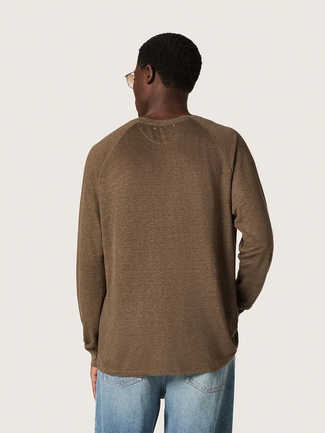 Langärmeliger Herrenpullover aus schildpattbraunem Leinenjersey