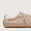 Marathon Speed für Damen aus rosa Wildleder mit perforiertem Stern und weisser Lederlasche an der Ferse