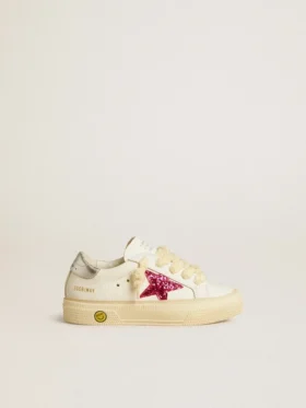 May Junior mit fuchsiafarbenem Glitzerstern und Fersenlasche aus Metallic-Leder