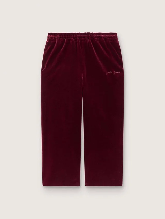 Mädchenhose in Burgunderrot mit Samtoptik und Gesassentasche