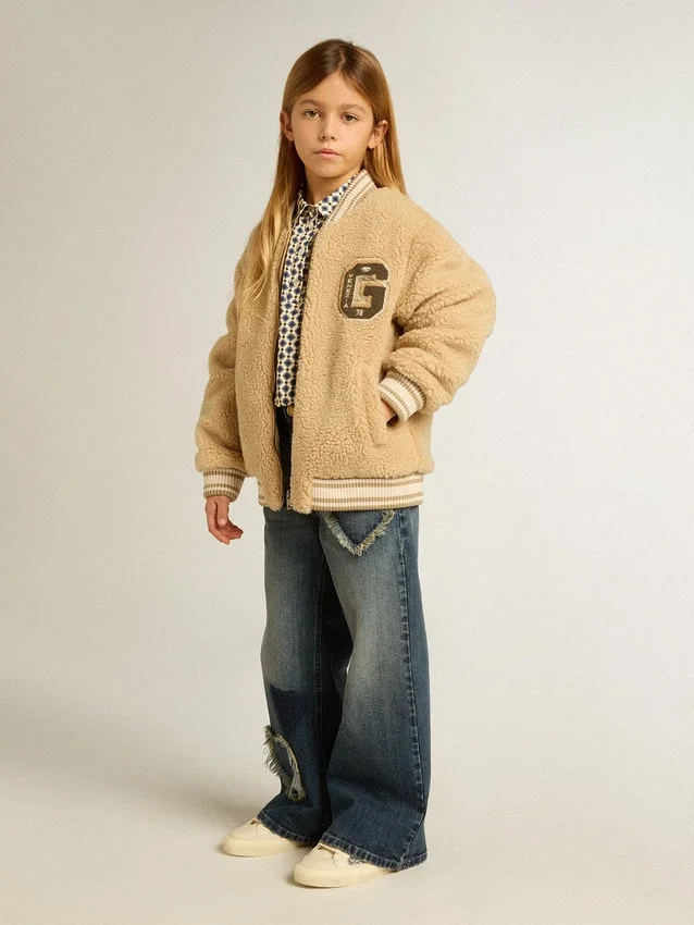 Mädchenjeans mit weitem Bein aus blauem Denim