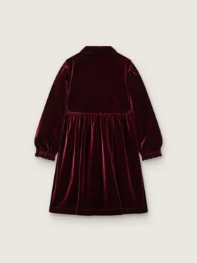 Mädchenkleid in Burgunderrot mit Samtoptik und Stickerei auf der Vorderseite