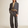 Mesh-Strickoberteil mit Pailletten und kontrastierenden Details