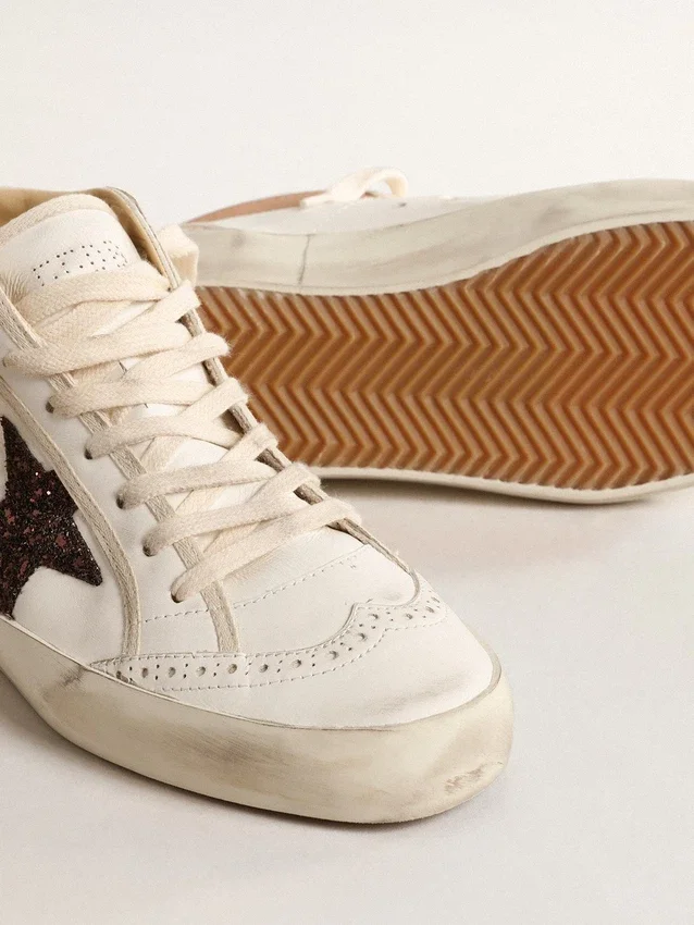 Mid Star aus Nappa mit Glitzerstern und nudefarbenem Lederakzent