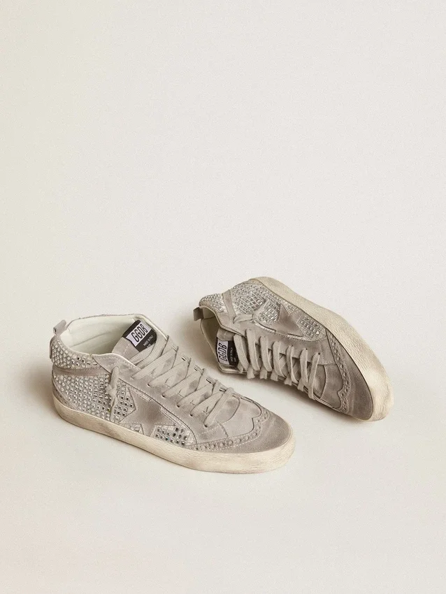 Mid Star aus silbernem Wildleder mit Swarovski-Kristallen und Wildlederstern