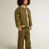 Militärgrüne Nylon-Bomberjacke für Kinder mit Schriftzug auf dem Rücken