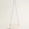 Mini Star Bag aus butterweissem Leder mit Ton-in-Ton-Stern