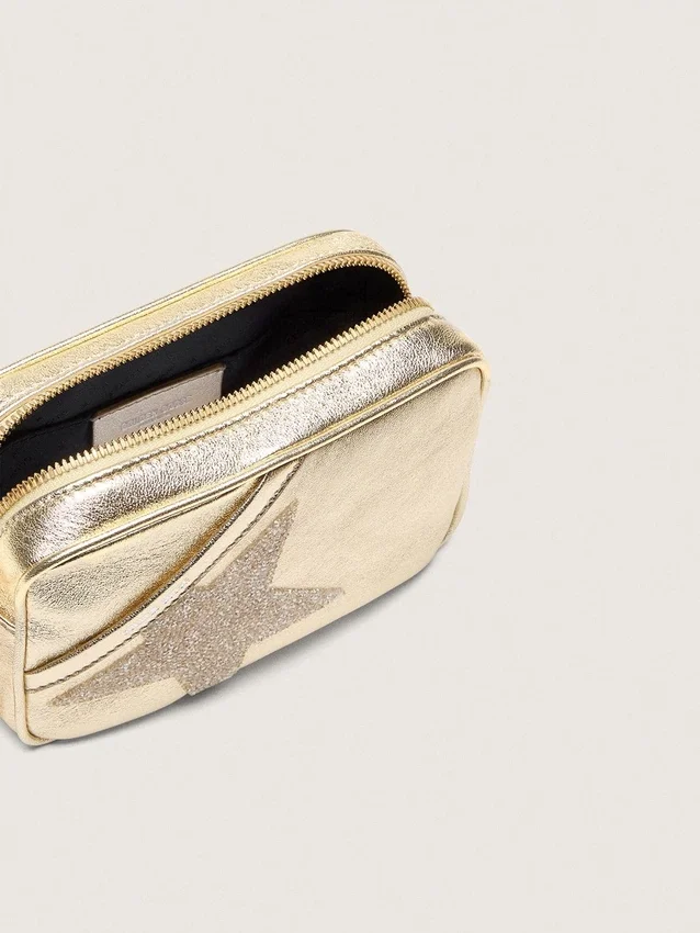Mini Star Bag aus platinfarbenem Leder mit Swarovski-Stern