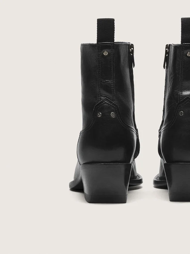 Niedrige Debbie-Herrenstiefel aus schwarzem Leder