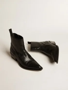 Niedrige Debbie-Stiefel aus schwarzem Leder mit Schlangenprint