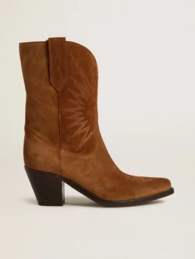 Niedrige «Wish Star»-Stiefel aus cognacfarbenem Wildleder mit Ton-in-Ton gesticktem Stern