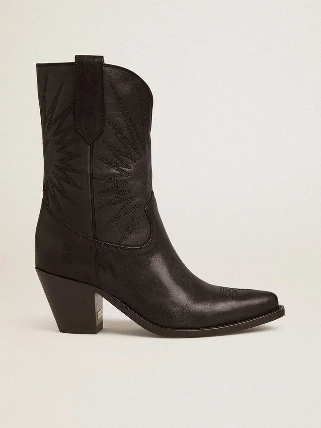 Niedrige Wish Star-Stiefel aus schwarzem Leder mit Ton-in-Ton-eingearbeiteter Sternverzierung