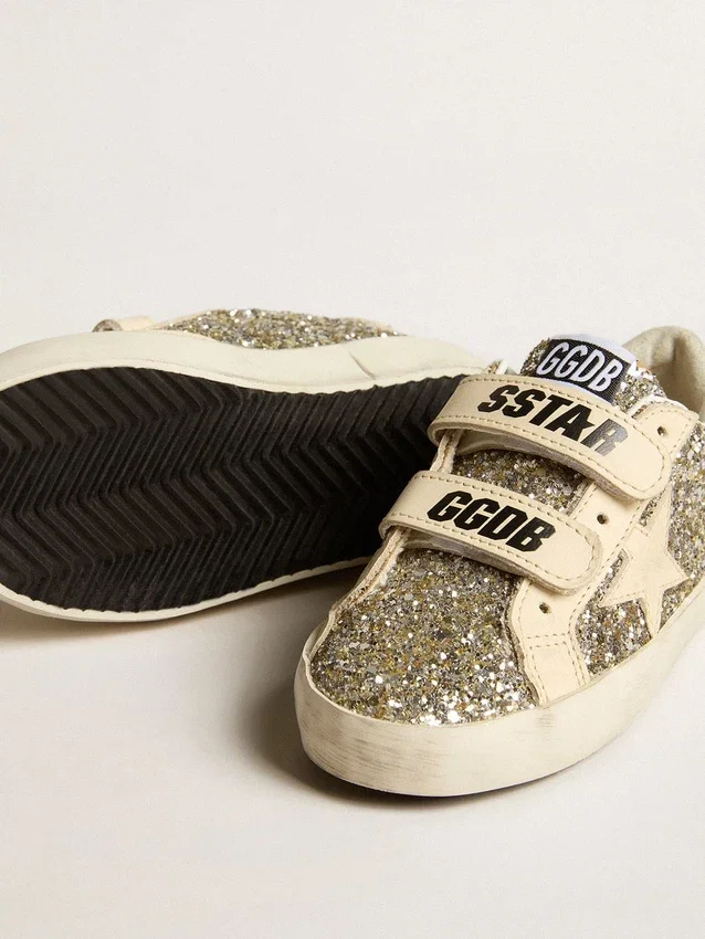 Old School Junior in Platin-Glitzer mit Lederstern und Fersenlasche