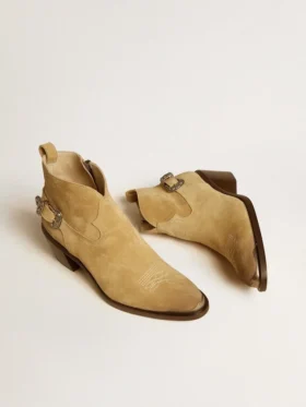 Patty-Stiefel aus sandfarbenem, gewachstem Wildleder