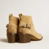 Patty-Stiefel aus sandfarbenem, gewachstem Wildleder