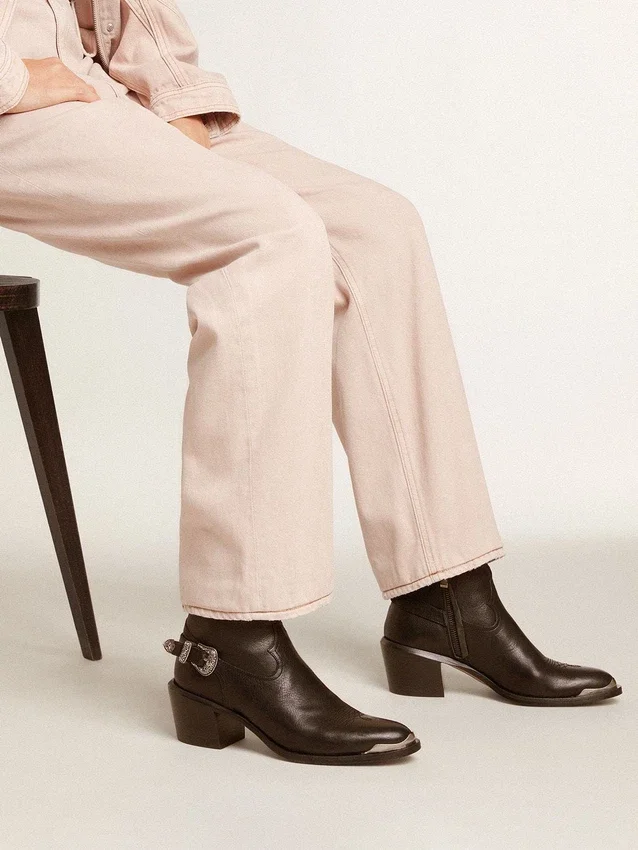 Patty-Stiefel aus schwarzem Leder