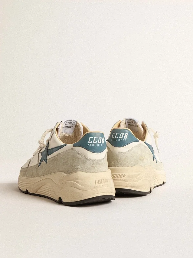 Running Sole aus Nappa mit blauem Lederstern und Wildledereinsatz