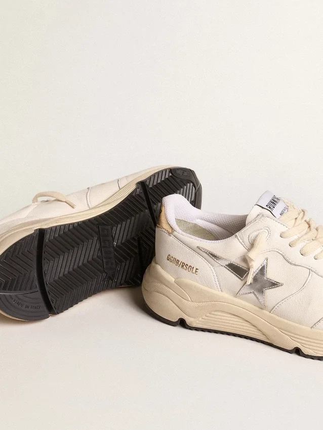 Running Sole aus Nappa mit silbernem Stern und goldener Lederlasche an der Ferse